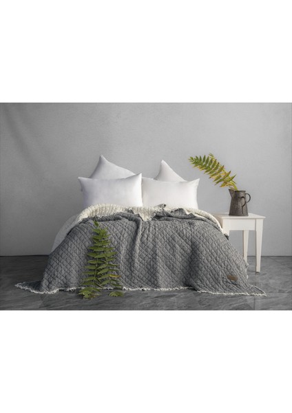 Cedric Polyester Dolgulu Yıkamalı Yatak Örtüsü - Antrasit