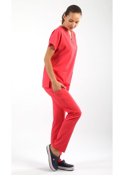 Scrub-Premium Likralı Bayan-Nar Çiçeği