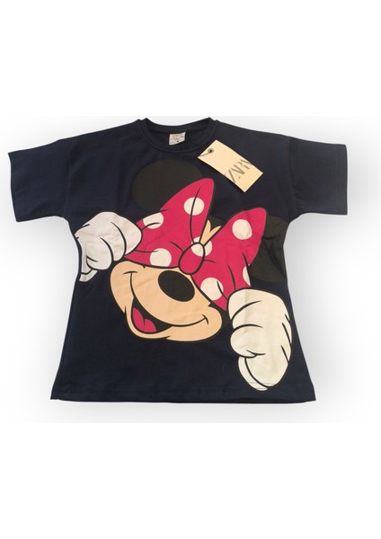 Minnie Mouse Baskılı Kız Çocuk Alt Üst Tişort ve Şort Takımı - 2'li Yazlık Set