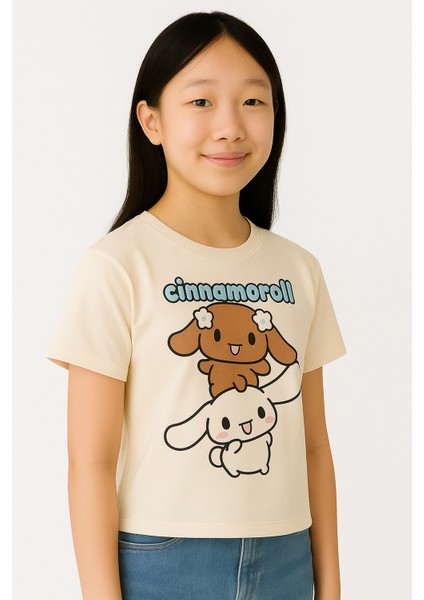 Kız Çocuk Cinnamoroll Baskılı Tişört – Krem Renk Pamuklu Crop Model fiyatları