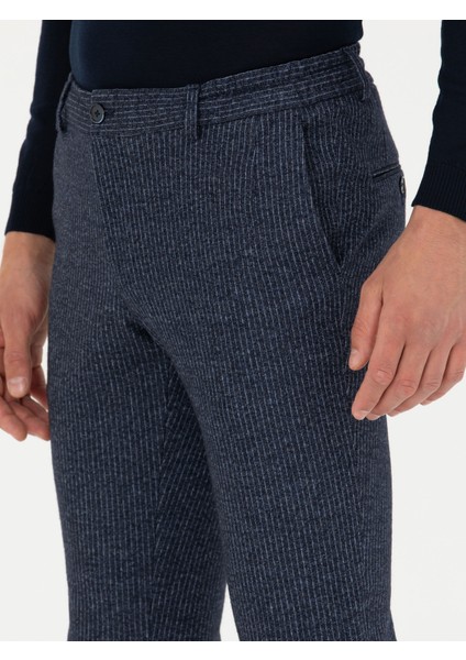Erkek Lacivert Slim Fit Yün Kaşmir Karışımlı Çizgili Kumaş Pantolon 50272672-VR033