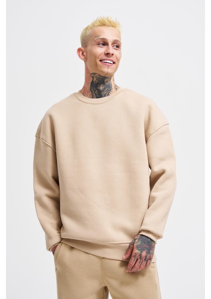 Erkek Basic Bisiklet Yaka Oversize Açık Bej Sweatshirt
