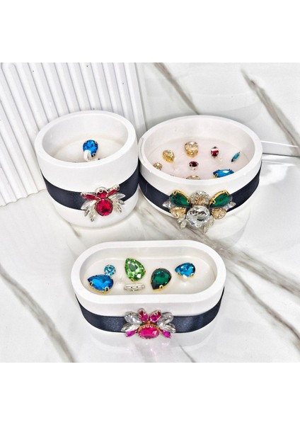 3 Lü Mumluk Arı Figürlü Kristal Taşlı Özel Tasarım %100 Doğal Soya Wax Mum modelleri