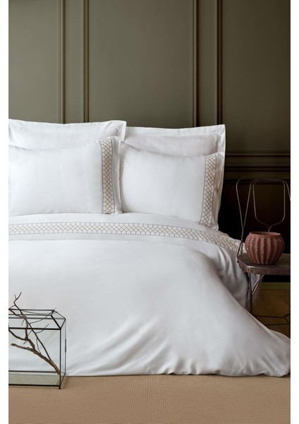 Çift Kişilik Nakışlı Bambu Nevresim Takımı Hera Whıte - Nevresım