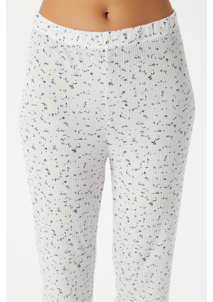 Kadın Fırfırlı Mavi Minik Çiçekli Ön Düğmeli Kısa Kol Alt Üst Pijama Takımı