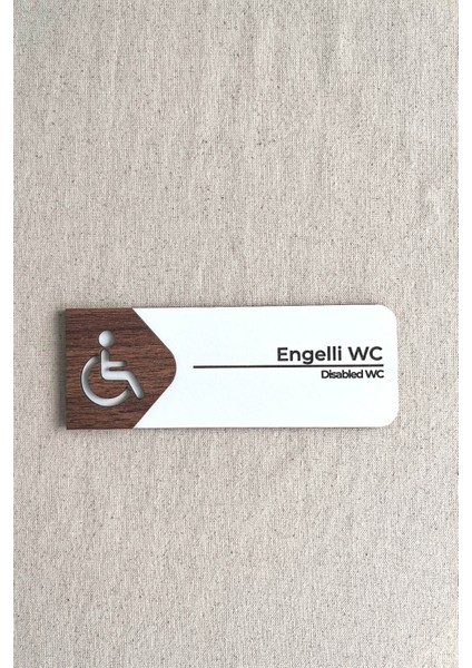 Engelli Wc Kapı Tabelası – Mdf Tuvalet Yönlendirme Levhası | 19X7 cm Çift Katmanlı