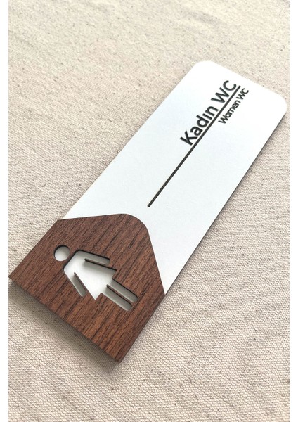 Kadın Wc Kapı Tabelası – Mdf Tuvalet Yönlendirme Levhası | 19X7 cm Çift Katmanlı modelleri