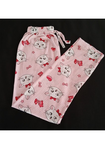 Pijama Alt Pembe Kumaş Üzerine Kurdaleli Sevimli Kedicik Desenli BK1000019 fiyatları
