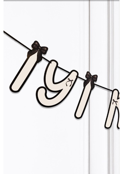 Siyah Fiyonk Iyi Ki Doğdun Banner Doğum Günü Süsü fiyatları