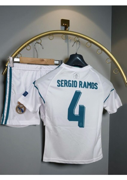 Sergio Ramos Real Madrid 2017-2018 Sezon Beyaz Çocuk Futbol Forması Bileklik Çorap Hediye