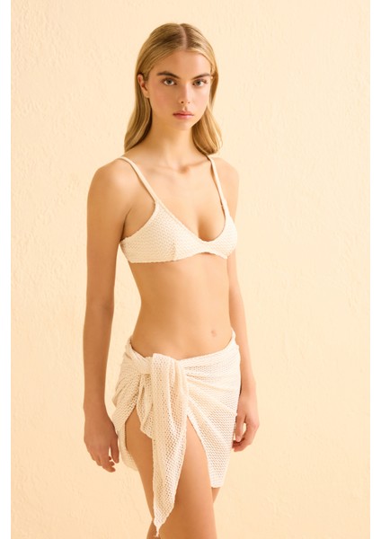 U Kesim Ekru Kroşe Üçgen Bikini Takım