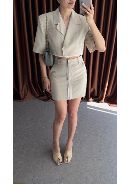 Omuz Vatkalı Çizgili Takım modelleri