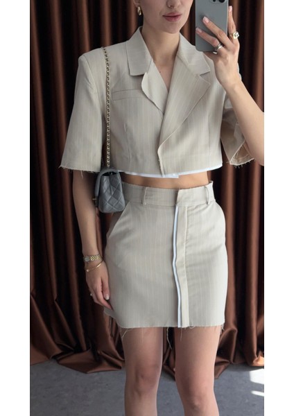 Omuz Vatkalı Çizgili Takım indirimleri