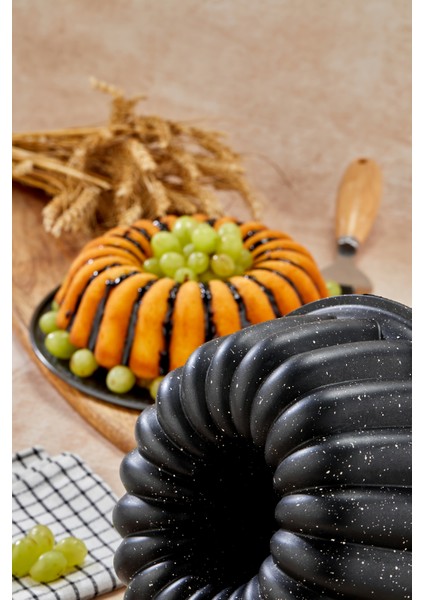 Granit Döküm Kek Kalıbı Dilimli Siyah Kek Kalıbı 26 cm