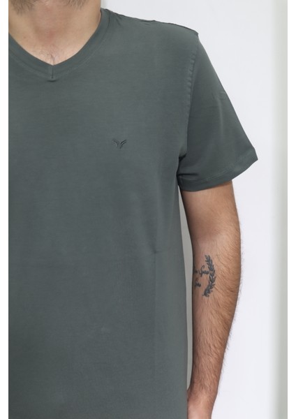 Fistan Store Erkek Düz Spor Kesim Rahat Kalıp V Yaka T-Shirt fiyatları