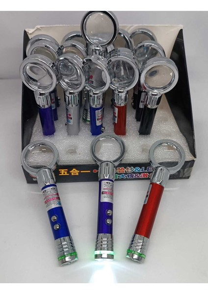 Lazer El Feneri ve Büyüteçli Kedi Oyuncağı, Eğlence ve Keşif Için Ideal!