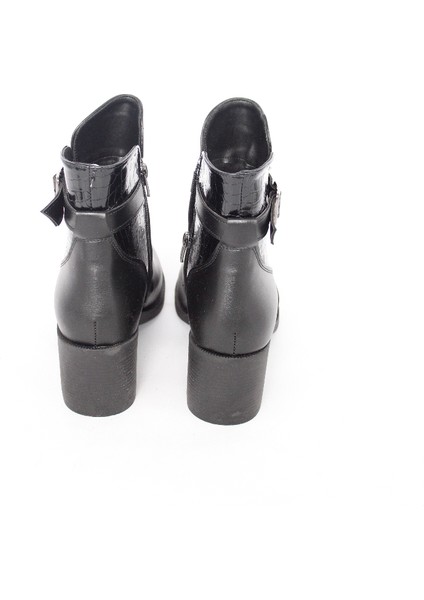 Kadın Bot indirimleri