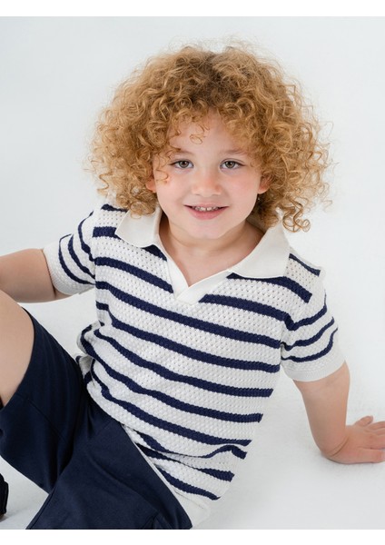 Erkek Çocuk Tişört 2-5 Yaş Lacivert fırsatları