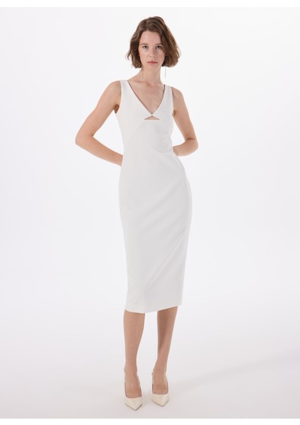 U Yaka Düz Ekru Kısa Kadın Elbise 50537626 modelleri