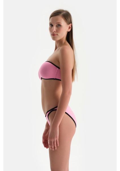 Siyah-Pembe Straplez Bikini Üst modelleri