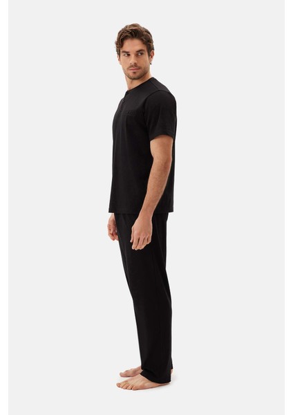 Siyah Yarım Patlı Kısa Kollu Celliant Pijama Takımı