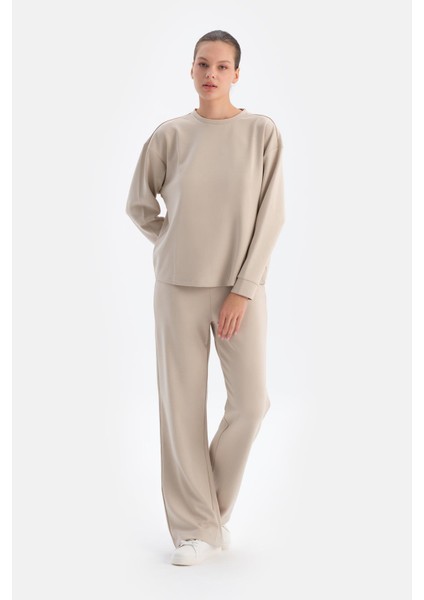 Krem Basıc Modal Sweatshırt fırsatları