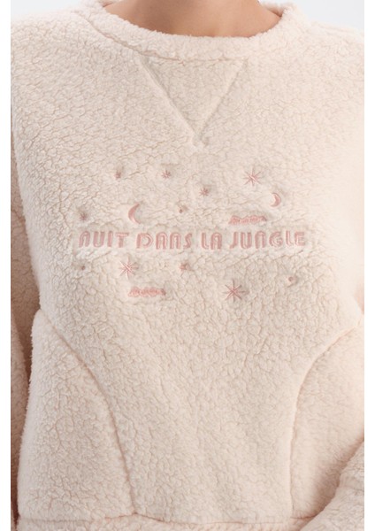 Ekru Nakışlı Polar Sweatshırtlü Pantolon Pijama Takımı