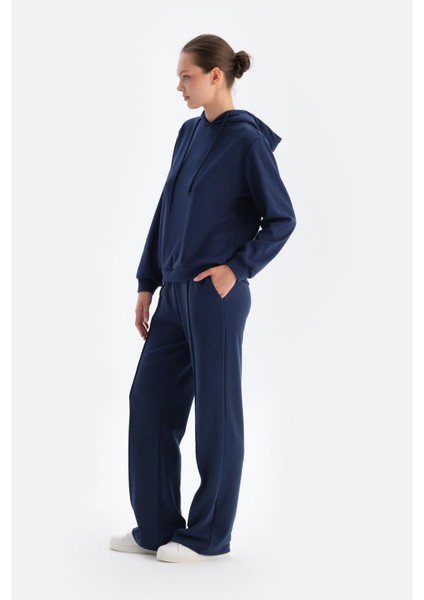 Lacivert Uzun Kollu Kapüşonlu Basıc Modal Sweatshırt