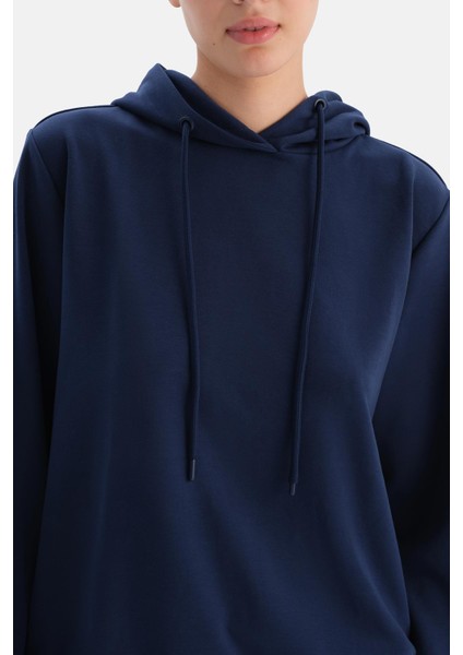 Lacivert Uzun Kollu Kapüşonlu Basıc Modal Sweatshırt