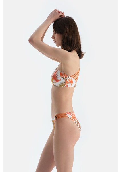 Multicolor Tek Omuz Bikini Üst modelleri