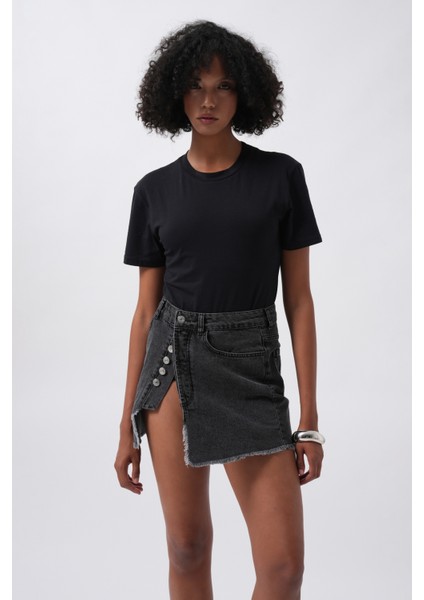 T-Shirt Detay Siyah Bodysuit fırsatları