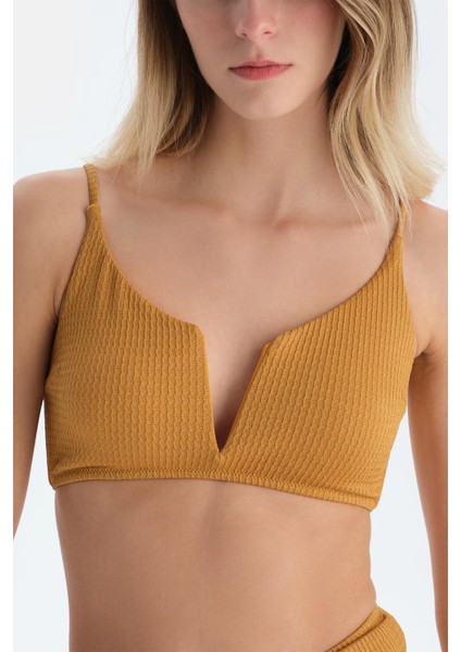 Hardal Üçgen Geniş Bikini Üst indirimleri