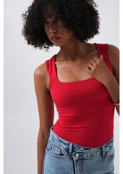 Kare Yaka Kalın Askılı Kırmızı Bodysuit fırsatları