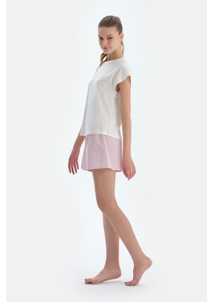 Ekru Nakış Detaylı Dokuma Şortlu Pijama Takımı modelleri