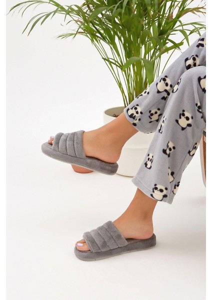 Gri Önü Açık Sessiz Taban Kadın Terlik Ev Terliği modelleri
