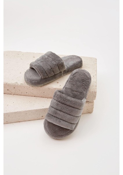 Gri Önü Açık Sessiz Taban Kadın Terlik Ev Terliği fırsatları