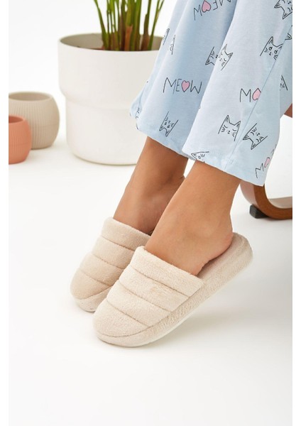 Bej Önü Kapalı Sessiz Taban Terlik Ev Terliği fiyatları