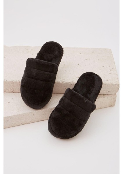 Siyah Önü Kapalı Sessiz Taban Terlik Ev Terliği fırsatları