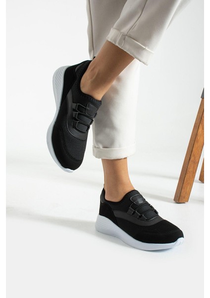 Siyah Beyaz Anatomik Esnek Taban Slip-on Spor Ayakkabı Günlük Sneaker indirimleri