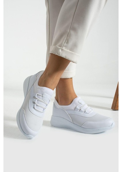 Beyaz Anatomik Esnek Taban Slip-on Spor Ayakkabı Günlük Sneaker
