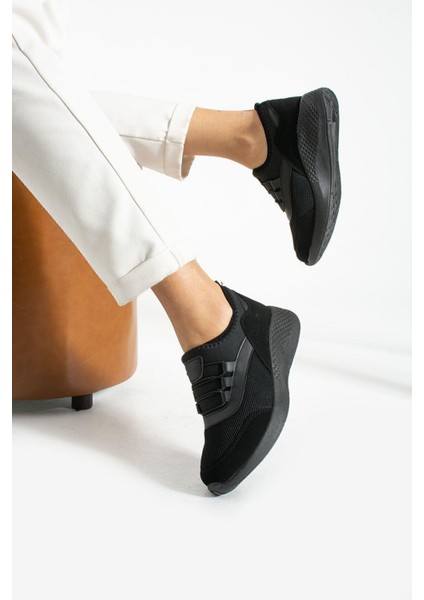 Siyah Anatomik Esnek Taban Slip-on Spor Ayakkabı Günlük Sneaker indirimleri