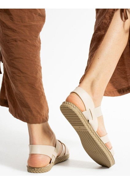 Bej Biye Kadın Sandalet fırsatları