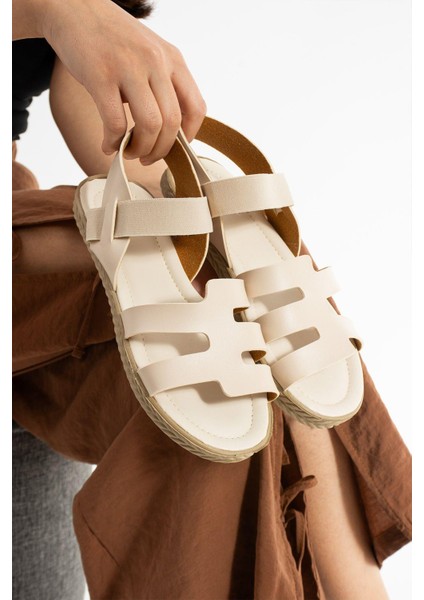 Bej Biye Kadın Sandalet