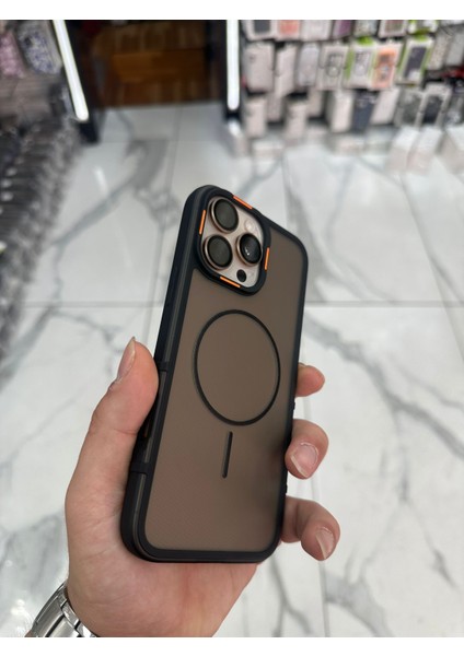 iPhone 16 Pro Max Uyumlu Karbon Şeffaf Desenli Mat Tank Magsafe Kılıf - Siyah