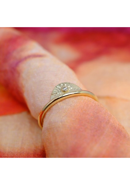 Gümüş Yüzük - Mini Swarovski Taşlı Yelpaze 925 Ayar Gümüş Kadın Yüzük-Hediye Gümüş Yüzük