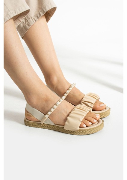 Bej İncili Lastikli Sandalet modelleri