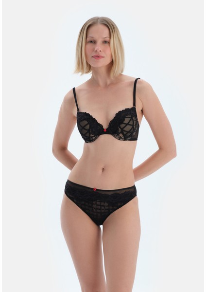 Siyah Önü Zigzag ve Aksesuar Detaylı Dantelli Sütyen indirimleri