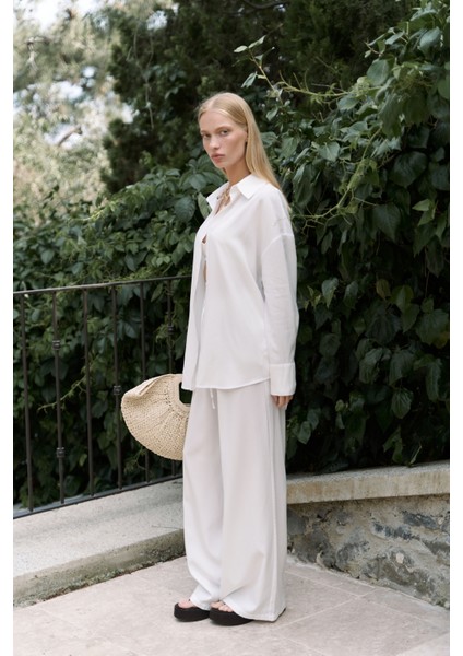 Nunzia Arka Detaylı Ekru Oversize Gömlek Pantolon Takım fiyatları