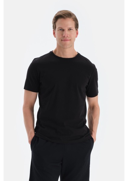 Siyah Bisiklet Yaka Ipek Apre Kısa Kollu Tişört