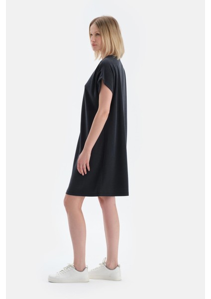 Siyah Düşük Omuzlu Kısa Kollu Modal Elbise modelleri